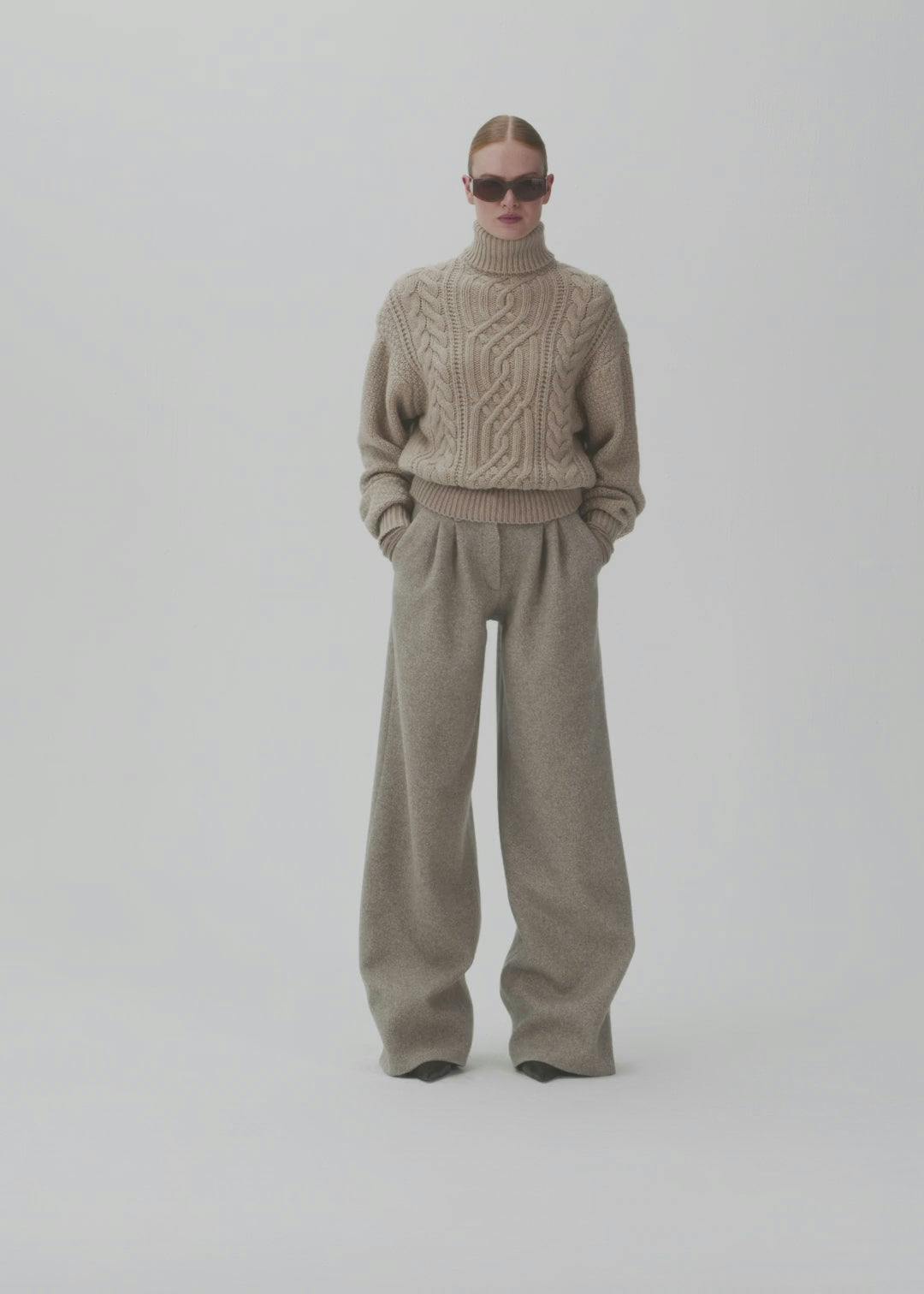 AW24 PANTS 01 BEIGE