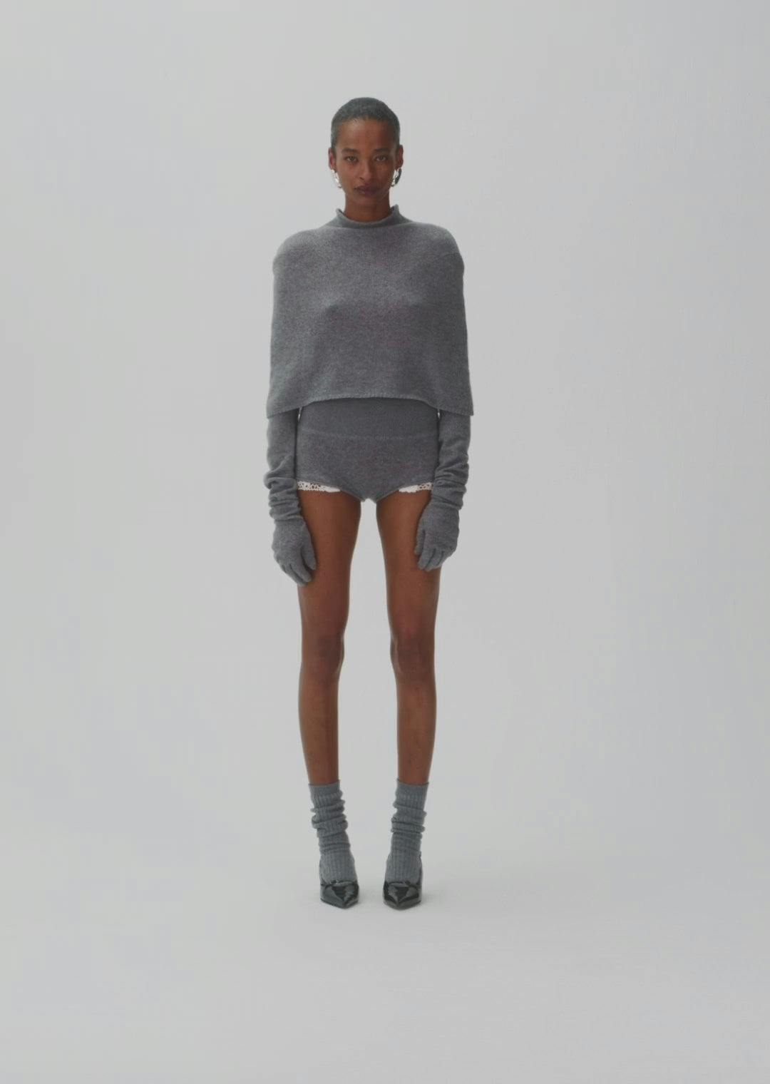 AW24 KNITWEAR 12 TOP GREY